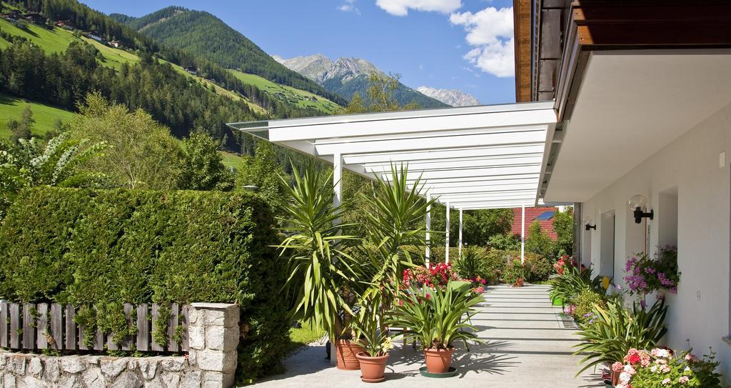 Myloisl Apartments Lutago Exterior photo